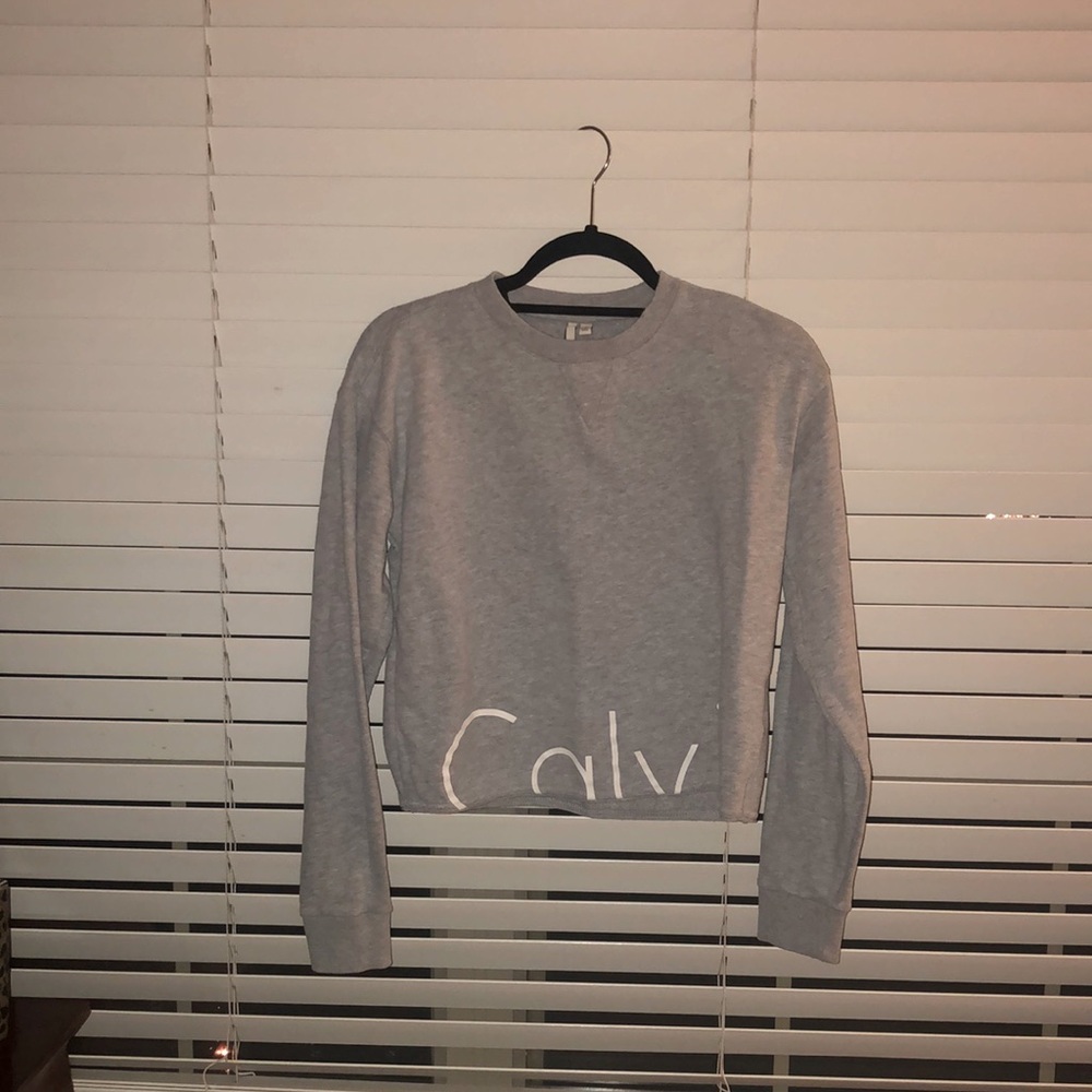 Grey Calvin Klein sweater. Size small